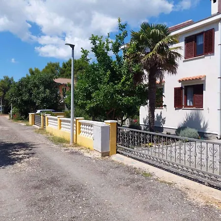 In - Insel 41722 Vir